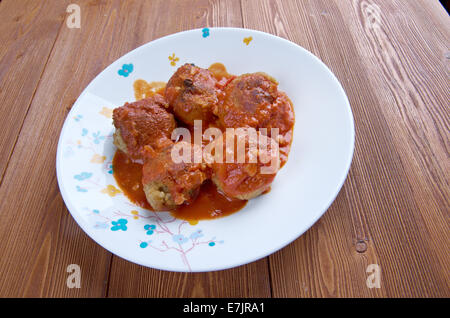 Boulettes de poisson cuisine marocaine - fishballs en sauce tomate Banque D'Images