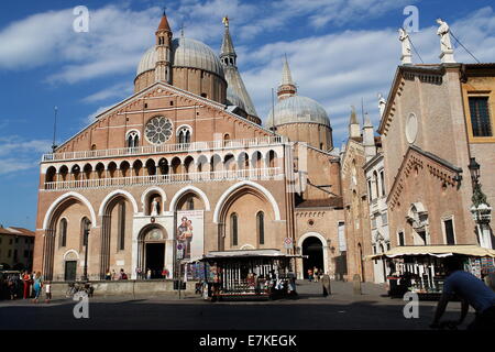 Basilique de Saint Antoine de Padoue, Padoue, Italie Banque D'Images