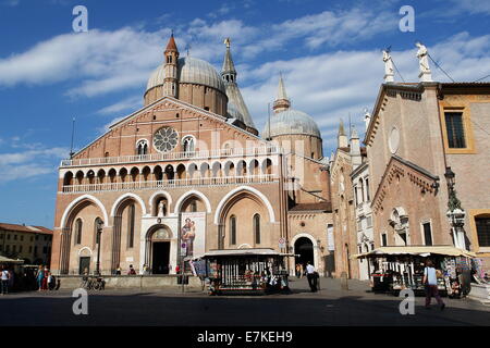 Basilique de Saint Antoine de Padoue, Padoue, Italie Banque D'Images