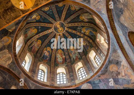 L'un des dômes de décoration de l'église de Chora à Istanbul, l'affichage de la Vierge Marie et l'enfant. Banque D'Images