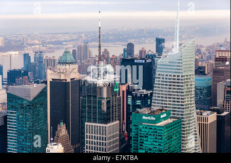 Nous, la ville de New York. Vue depuis l'Empire State Building d'observation. Banque D'Images