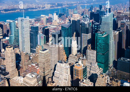 Nous, la ville de New York. Vue depuis l'Empire State Building d'observation. Banque D'Images