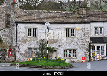 Malham village, North Yorkshire, UK Banque D'Images