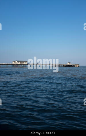 La jetée victorienne avec la marée haute à Penarth, dans le sud du Pays de Galles UK Banque D'Images