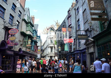 Le chemin de traverse au monde magique de Harry Potter l'expansion, à Universal Studios, Orlando, Floride, USA. Banque D'Images