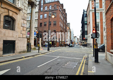 Vu de l'Maddox Street à New Bond Street Mayfair London United Kingdom Banque D'Images