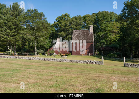 Armand LaMontagne part construit cette réplique maison du 17ème siècle en pierre-ender Farm Scituate Rhode Island USA Banque D'Images