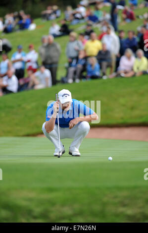 Newport, Pays de Galles. Sep 21, 2014. Les fournisseurs d'Handa Wales Open Golf dernière journée au Celtic Manor Resort à Newport, Royaume-Uni.  : Marc Warren de l'Écosse sur le 18ème green. Credit : Phil Rees/Alamy Live News Banque D'Images