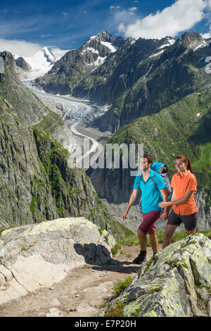 Kühboden, randonneur, Fieschergletscher, montagne, montagnes, glaciers, glace, moraine, sport, loisirs, aventure, canton, VS, Valais Banque D'Images