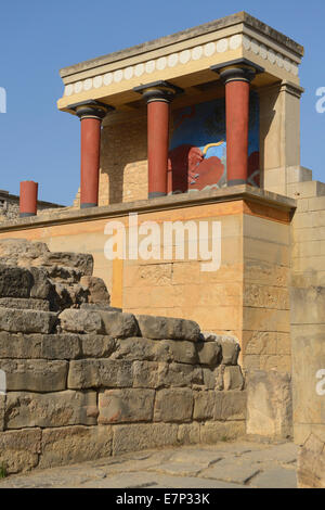 L'Europe, grèce, grec, la Crète, la Méditerranée, l'île, Héraklion Iraklio, Knossos, Palace, site archéologique, colonnes Banque D'Images