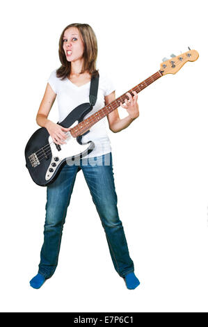 Fille avec la guitare basse et le microphone isolé sur fond blanc Banque D'Images