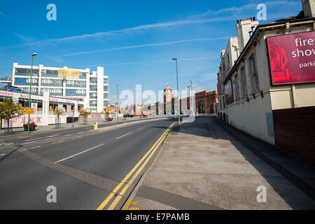 La place de l'unité (Maison Souveraine) développement sur le côté sud de la ville de Nottingham, Angleterre, Royaume-Uni Banque D'Images