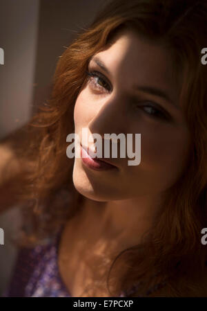 Portrait de belle femme Banque D'Images