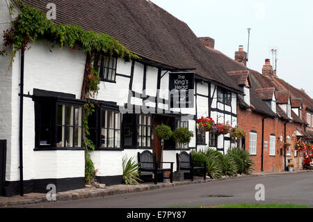 Le King's Head Pub, Aston Cantlow, Warwickshire, England, UK Banque D'Images