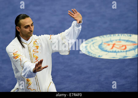 Incheon, Corée du Sud. Sep 23, 2014. Seropian Avedis du Liban effectue au cours de la compétition de Taijiquan Taijiquan Taijijian hommes & tous les événement de Wushu à la 17e Jeux asiatiques à Incheon, Corée du Sud, 23 septembre 2014. © Lin Yiguang/Xinhua/Alamy Live News Banque D'Images