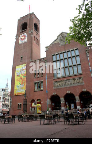 Beurs van Berlage (1896-1903) bâtiment sur le Damrak, centre d'Amsterdam. Anciennement un échange de marchandises. Architecte H.P. Berlage Banque D'Images