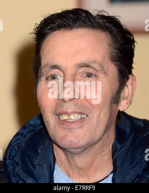 Aslan organise une conférence de presse à l'hôtel Gresham d'annoncer leur retour à des spectacles pour la première fois depuis le chanteur Christy Dignam's cancer diagnostic avec un concert à l'Olympia le 31 mai en vedette : Christy Dignam Où : Dublin, Irlande Quand : 21 Mars 2014 Banque D'Images