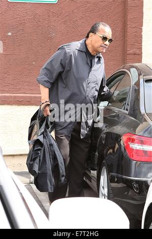 Billy Dee Williams promenades lentement à la classe de danse à danse avec les stars En vedette : Billy Dee Williams Où : Los Angeles, California, United States Quand : 21 Mars 2014 Banque D'Images