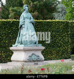 Statue de la Reine Caroline Amalie de Augustenburg, Roseraie, château de Rosenborg, Copenhague, Danemark Banque D'Images