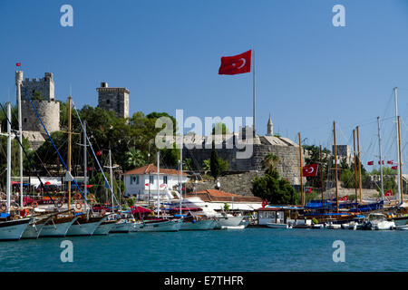 Le château de Bodrum bult par les Chevaliers Hospitaliers au 15ème siècle, Bodrum, Turquie, Asie. Banque D'Images