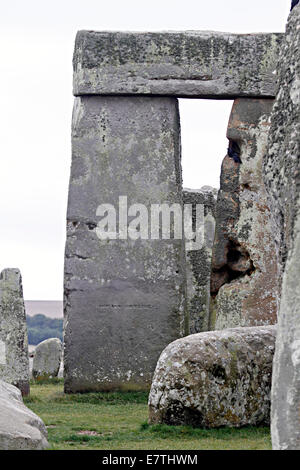 Stonehenge - Linteau sur cercle intérieur Pierres Banque D'Images