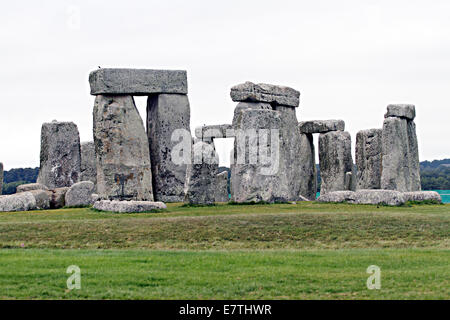 Stonehenge - Linteau sur cercle intérieur Pierres Banque D'Images