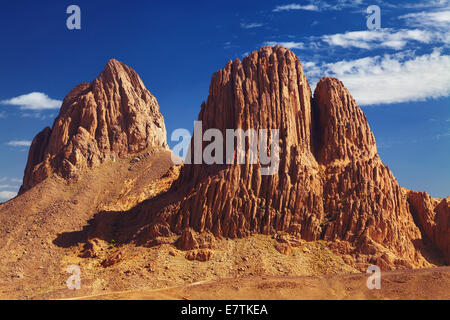 Les roches dans désert du Sahara, du Hoggar, Algérie Banque D'Images