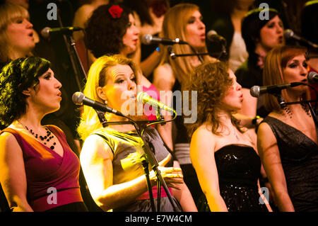 Perpetuum Jazzile, slovène, groupe de musique a cappella à la scène en concert sold out Dvorana Tabor, Maribor, Slovénie, 2012 Banque D'Images