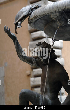 La fontaine des tortues, 1580-1588 par Giacomo della Porta et Taddeo Landini. Détail. La tortue et de l'éphèbe de bronze. Rome. Italie Banque D'Images