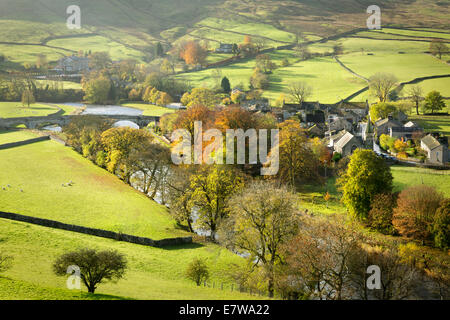 Burnsall dans Wharfedale, North Yorkshire, Angleterre. Banque D'Images