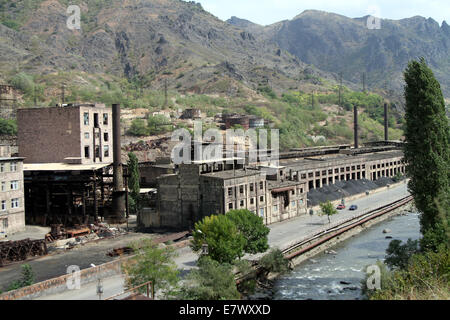 Les mines de cuivre et les fonderies à Alaverdi, Arménie. Banque D'Images