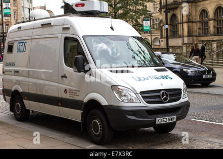 Diffusion ITV News van à l'extérieur de l'hôtel de ville de Sheffield South Yorkshire Angleterre UK Banque D'Images