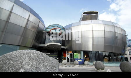 Les moyeux, Sheffield Hallam University's iconic Student Union Building, le centre-ville de Sheffield, South Yorkshire, Angleterre, Royaume-Uni Banque D'Images