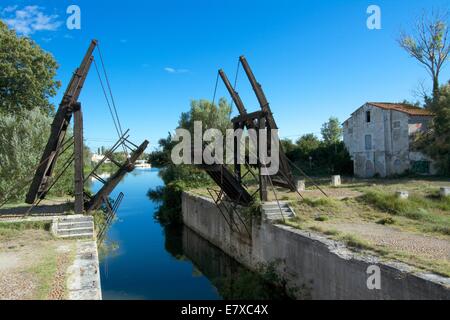 Arles. Mariée Langlois (Pont Langlois) peinte par Van Gogh , Bouches du Rhône, Provence-Alpes-Côte d'Azur, France, Europe. Banque D'Images