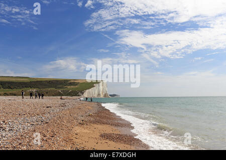 Cuckmere Haven, East Sussex, Angleterre. 25 septembre 2014. La côte sud de l'Angleterre a connu une autre journée de ciel bleu et de soleil qu'on voit ici dans la vue sur les falaises de craie la des sept Sœurs. Credit : Julia Gavin UK/Alamy Live News Banque D'Images