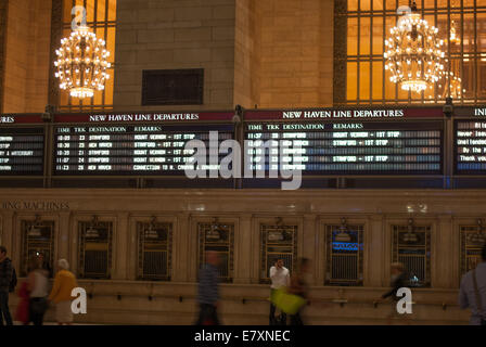New Haven départs de ligne à Grand Central Station Banque D'Images