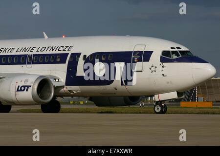 LOT POLISH AIRLINES BOEING 737 Banque D'Images