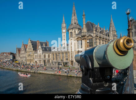 Une belle fin de journée à étés Graslei, la vieille ville médiévale de Gand en Belgique Banque D'Images