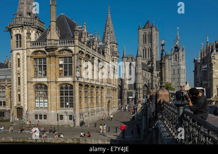 Une belle fin de journée à étés Graslei, la vieille ville médiévale de Gand en Belgique Banque D'Images