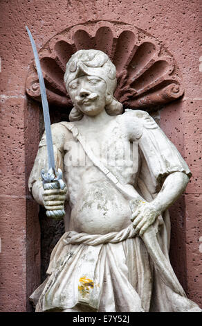 Figure de pierre à la porte d'entrée du château, l'abbaye de Corvey à Hoexter, Weserbergland, Rhénanie du Nord-Westphalie, Allemagne, Europe, Banque D'Images
