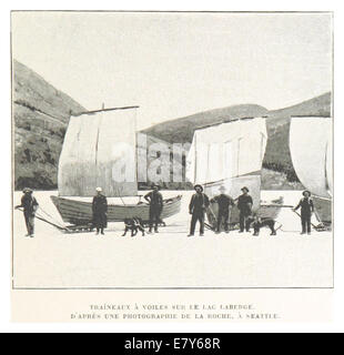 Cette illustration de Boillot de 1899 montre des voiliers sur le lac Laberge, inspirée d’une photographie de la Roche, capturant un moment serein de la vie maritime à la fin du XIXe siècle. Banque D'Images