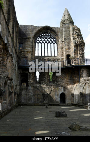 Une partie des ruines de Dunfermline Palace dans le Fife, en Écosse. Banque D'Images