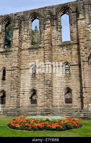 Une partie des ruines de Dunfermline Palace dans le Fife, en Écosse. Banque D'Images