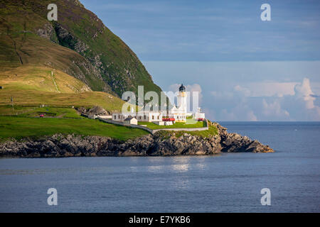Belle plage et des bâtiments sur l'île de Bressay dans les îles Shetland, en Écosse. Banque D'Images