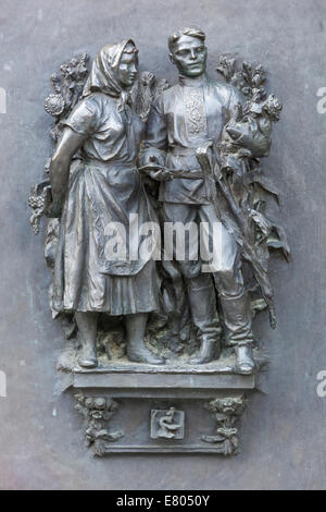 Porte en bronze de la salle de l'Armée rouge dans le Monument National à Vitkov Zizkov, Prague, République Tchèque victoire 1945 Banque D'Images