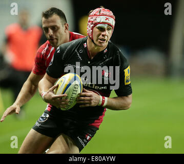 Oxford, UK. 26 Sep, 2014. Aviva Premiership. Rob Cook lors de la London Welsh contre Gloucester Rugby. Credit : Action Plus Sport/Alamy Live News Banque D'Images