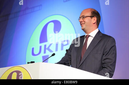 Le député MARK MARK RECKLESS RECKLESS député conservateur 27 septembre 2014 HIPPODROME DE DONCASTER DONCASTER YORKSHIRE ANGLETERRE Banque D'Images