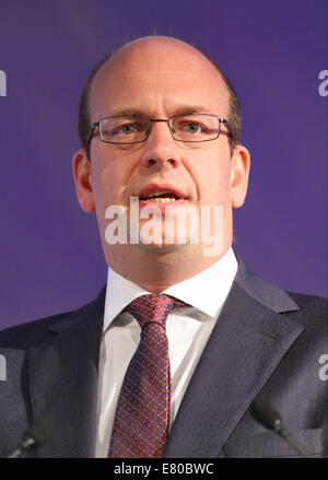 Le député MARK MARK RECKLESS RECKLESS député conservateur 27 septembre 2014 HIPPODROME DE DONCASTER DONCASTER YORKSHIRE ANGLETERRE Banque D'Images