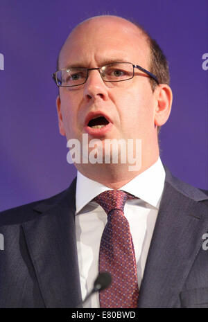 Le député MARK MARK RECKLESS RECKLESS député conservateur 27 septembre 2014 HIPPODROME DE DONCASTER DONCASTER YORKSHIRE ANGLETERRE Banque D'Images