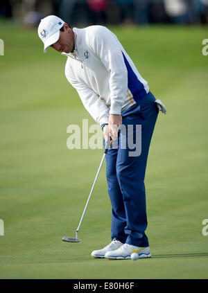 Gleneagles, Sangüesa, Perthshire, en Écosse. 27 Sep, 2014. La Ryder Cup. Rory McIlroy (EUR) en action au cours de l'Samedi quatuors. Credit : Action Plus Sport/Alamy Live News Banque D'Images